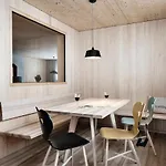 Halwina Hideaway