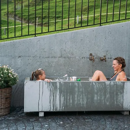 公寓 Halwina Hideaway *