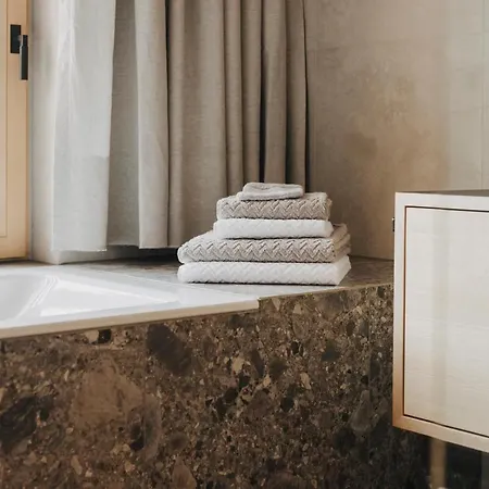 Halwina Hideaway 公寓